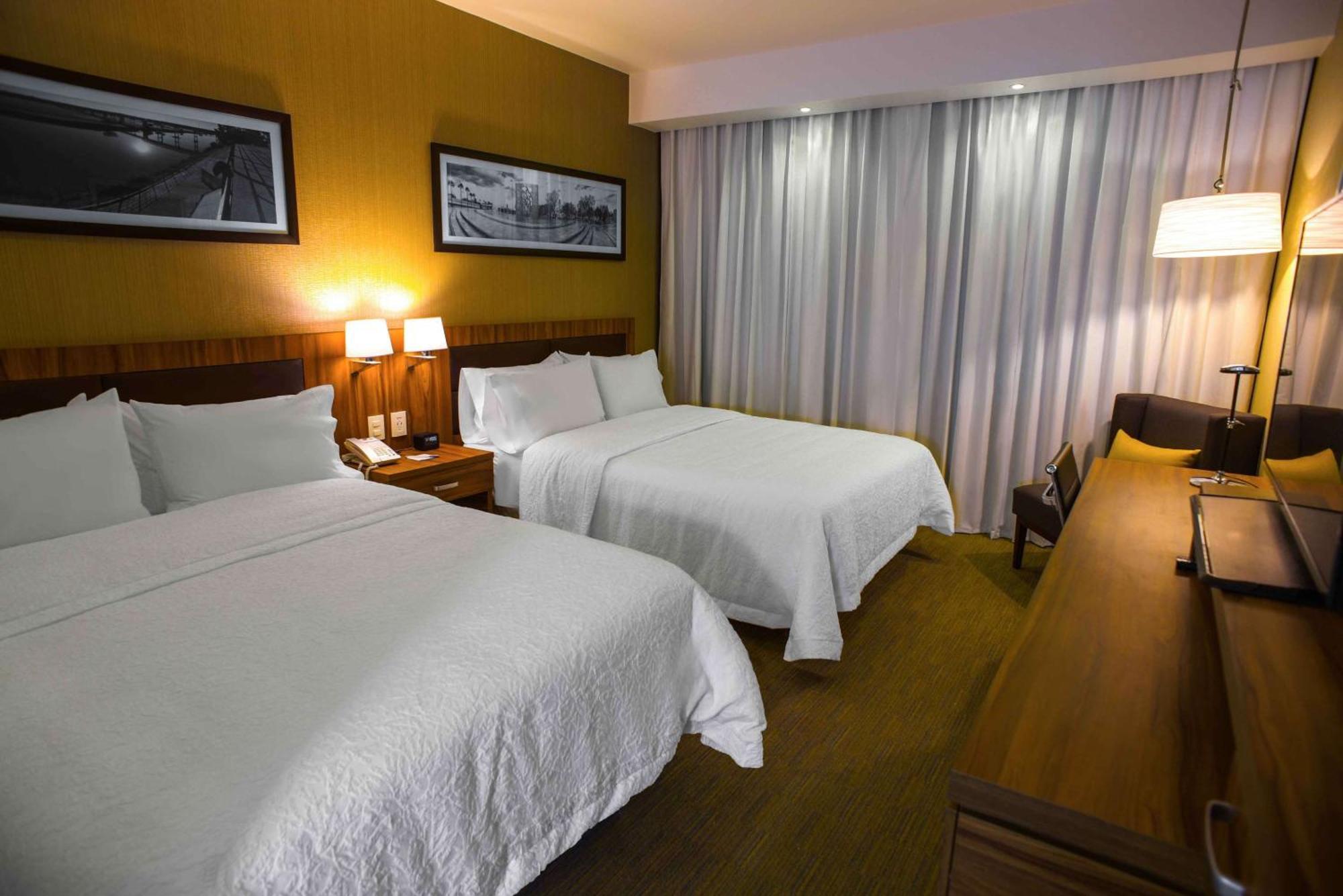 Hampton Inn Piedras Negras Exteriér fotografie